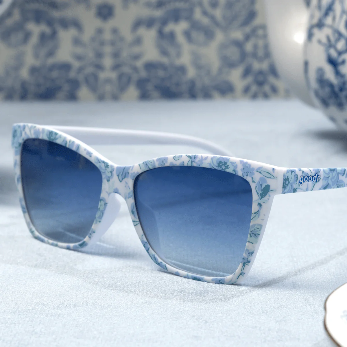 Partial to Porcelain - Image 5
